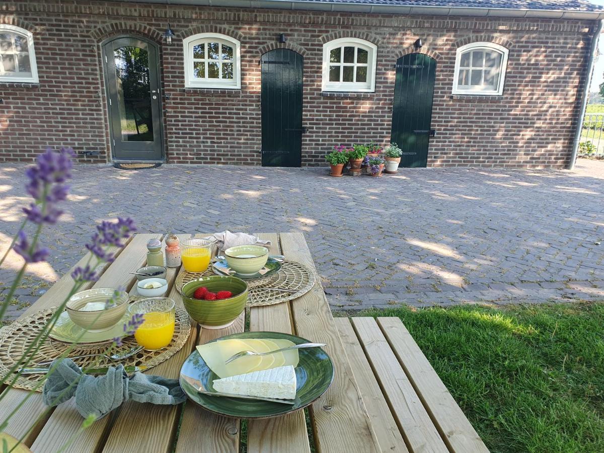 B&B De Nieuwenhof 'De Voorkamer' Melderslo Luaran gambar